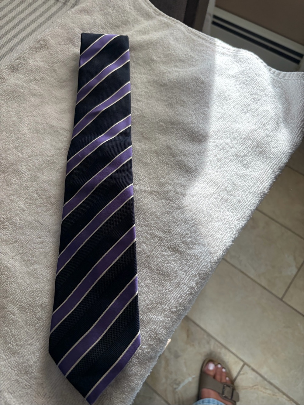 Boss Classic Men's Black and Purple Striped Silk Tie